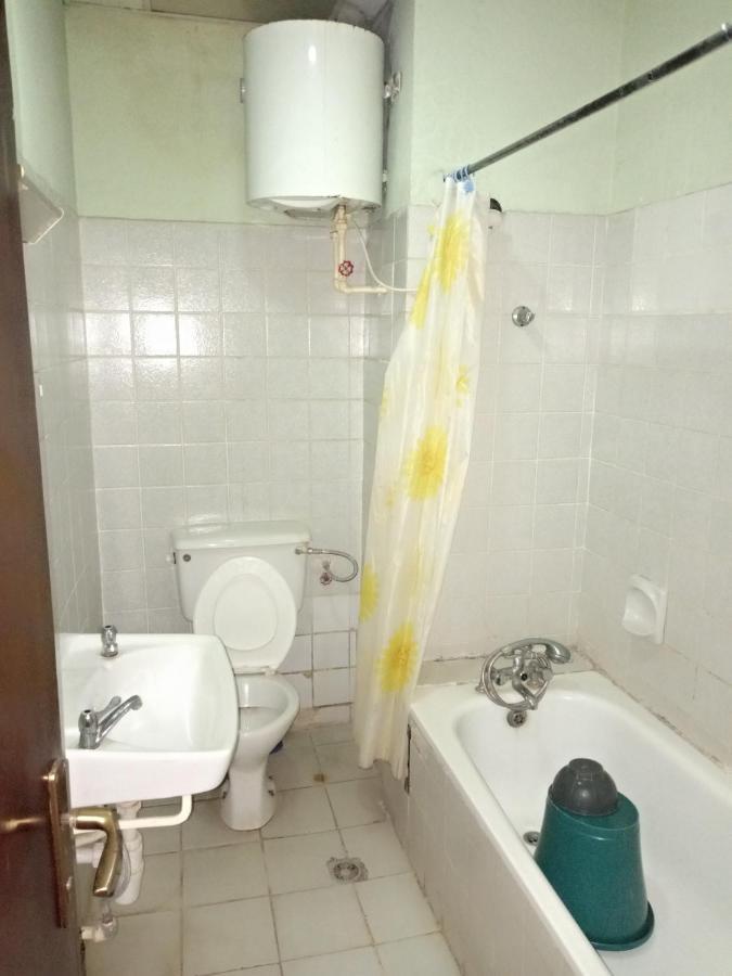 Weaver'S Hotel Абуджа Екстериор снимка